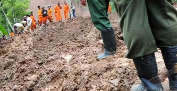 2 Warga di Agam Tertimbun Lonsor Saat Kerja Bakti, 1 Orang Ditemukan Meninggal Dunia